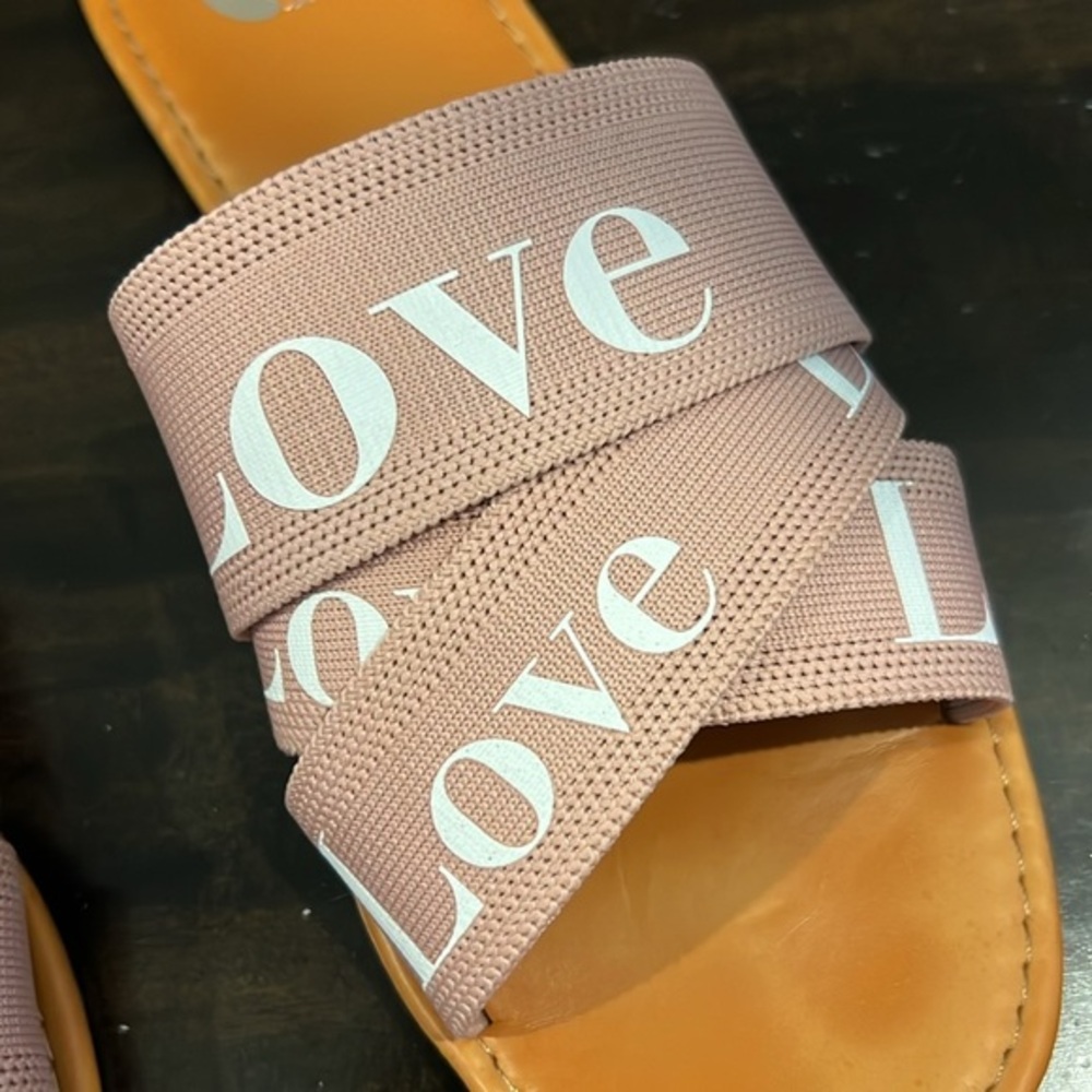 Women's‎ Pink/Blush Slide Sandals